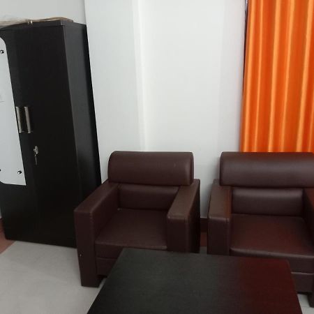 Niroda Guest House Ґувахаті Екстер'єр фото